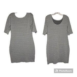Xhiliration Black White Chevron Stretch Bodycon Short Sleeve Textured Dress L